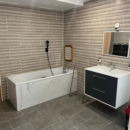 Cher Stephane דירה Magrie